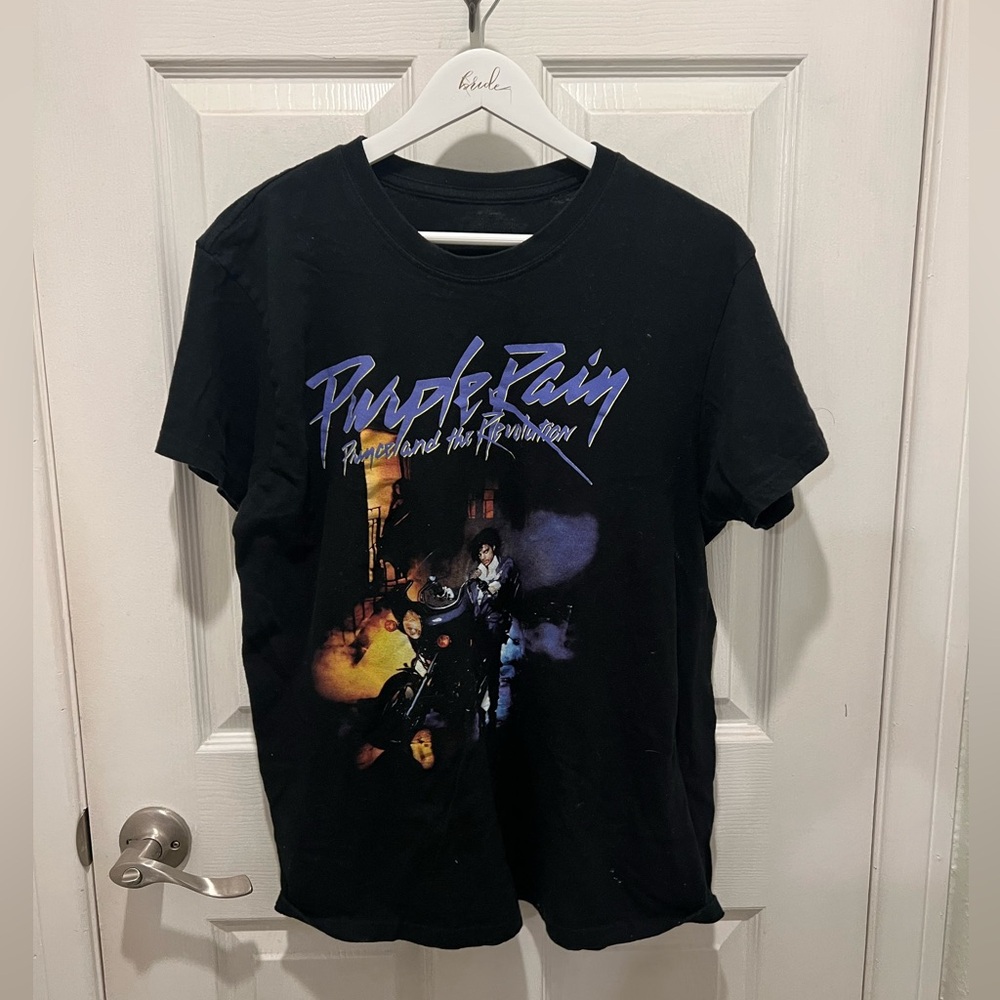 Prince Purple Rain Graphic Tee | Vintage Style Band Shirt | Size Medium